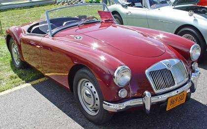 MG MGA